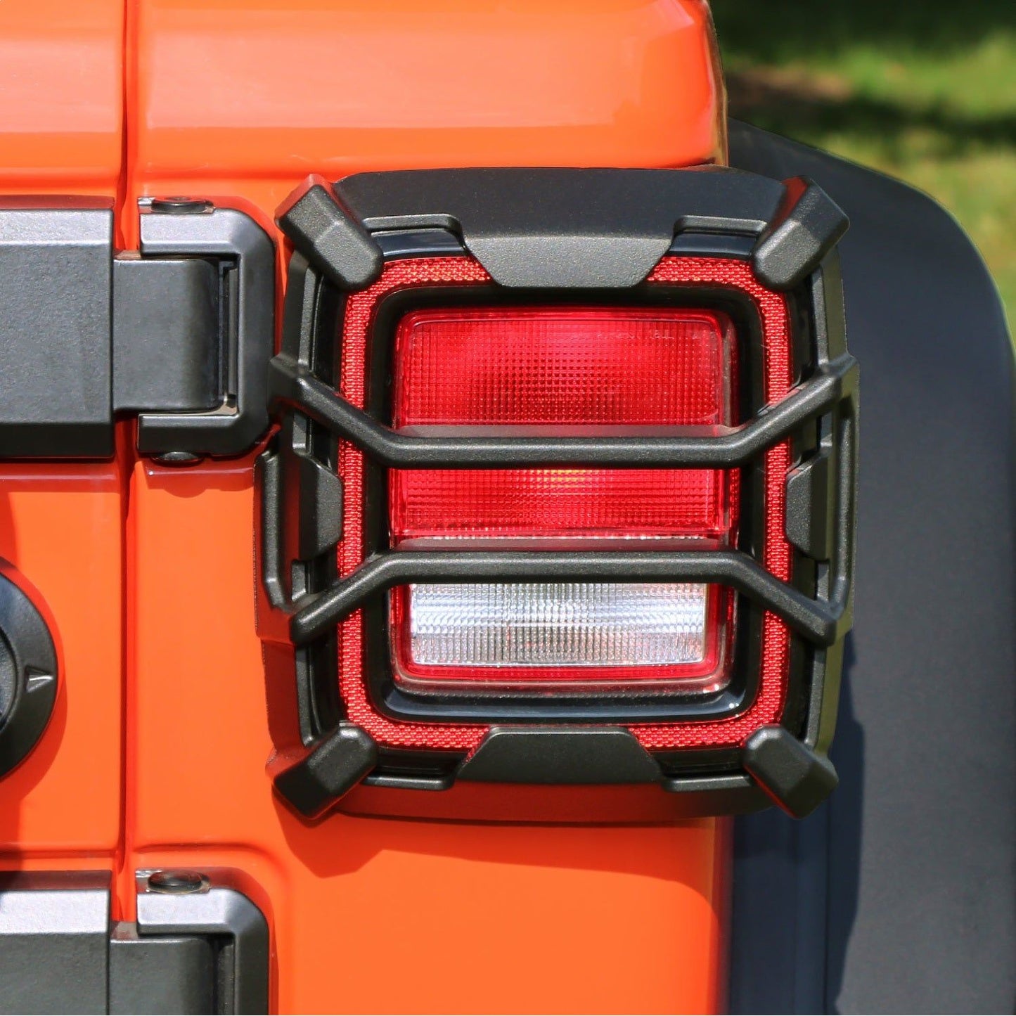 RUGGED RIDGE | 11226.13 | Elite Tail Light Guard, Conventional Light; 18-21 Jeep Wrangler Jl/Jlu
