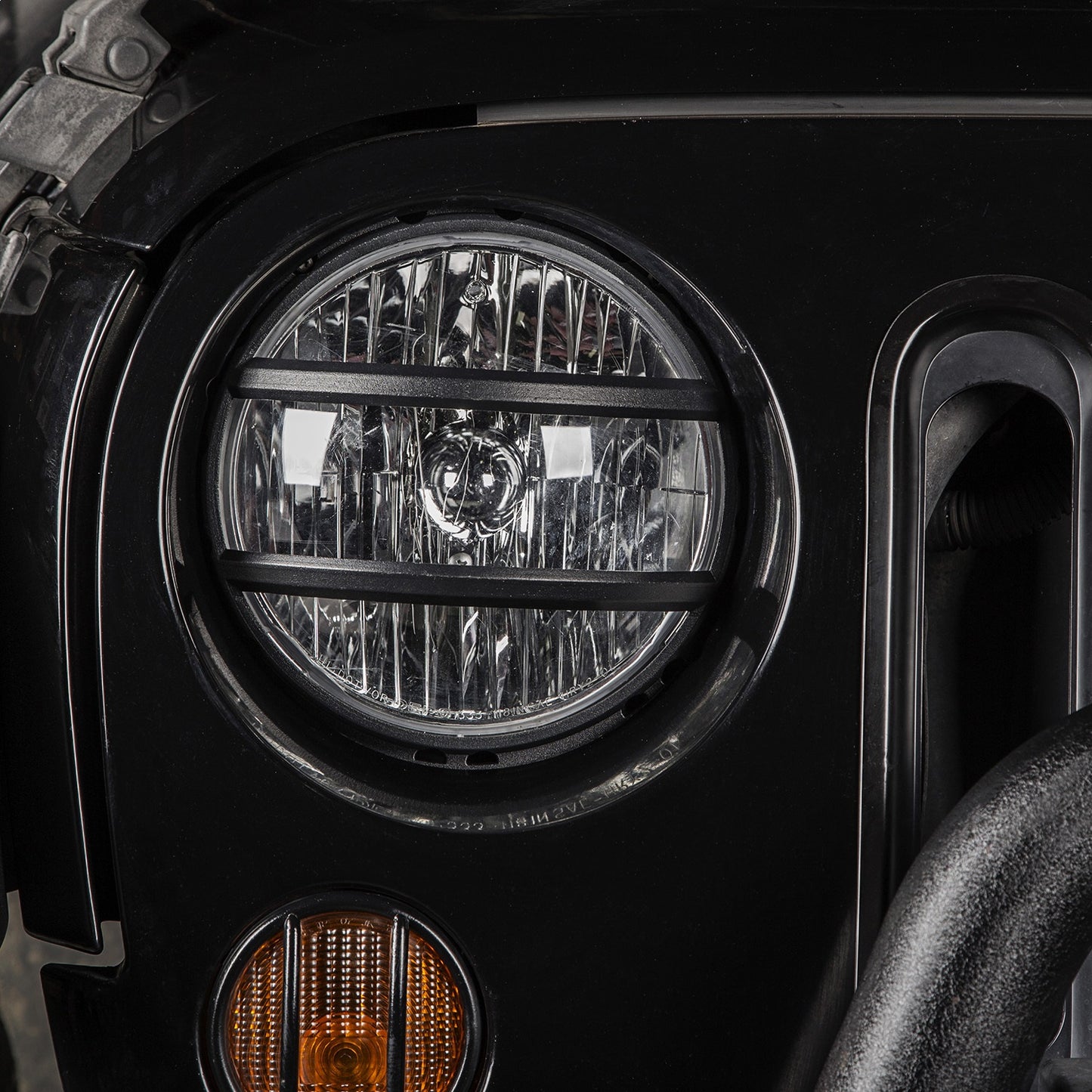 RUGGED RIDGE | 11230.13 | Elite, Pivotal Headlight Euro Guard, Blk; 07-18 Jk