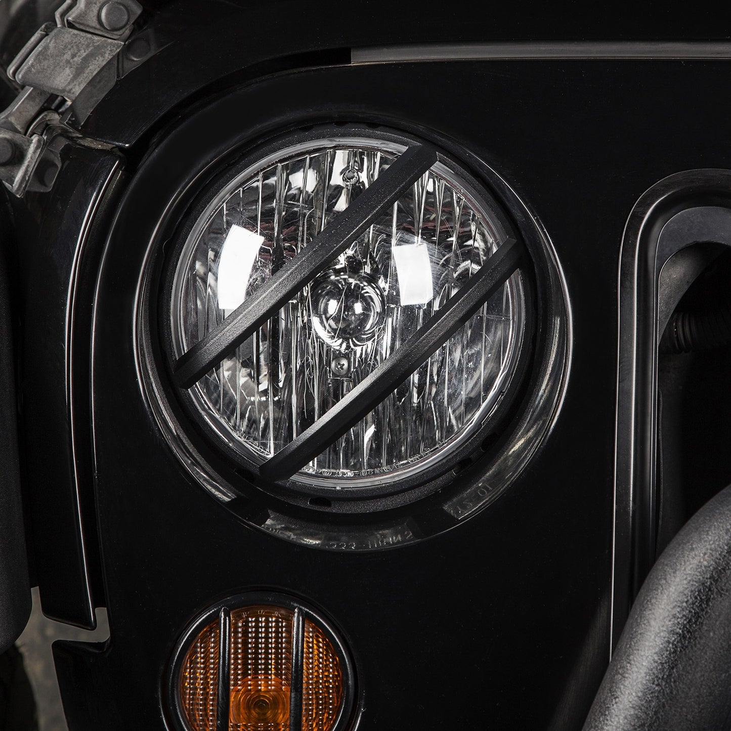 RUGGED RIDGE | 11230.13 | Elite, Pivotal Headlight Euro Guard, Blk; 07-18 Jk
