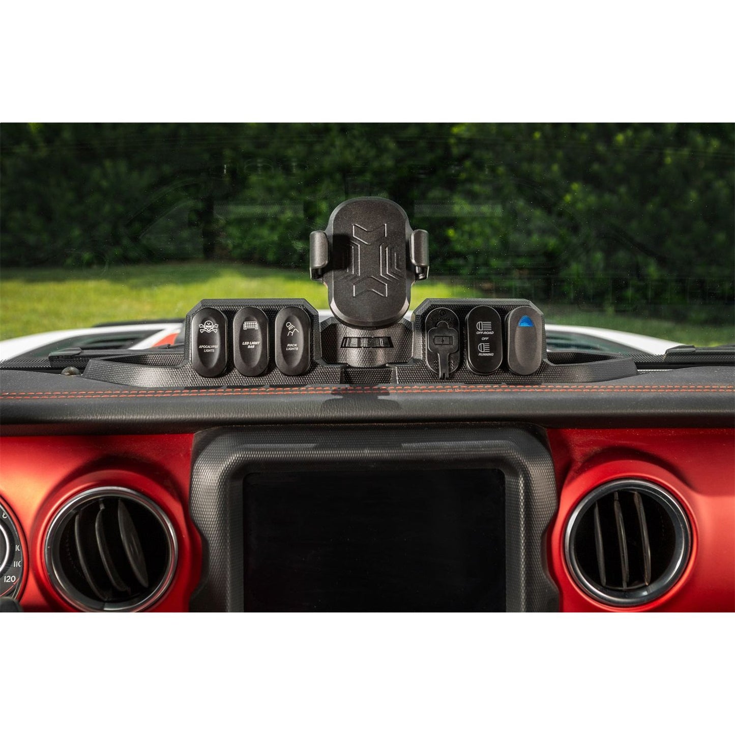 RUGGED RIDGE | 13551.39 | 18-C Wrangler /20-C Gladiator Dash Phone Mount Pod W/Wireless Charger Black