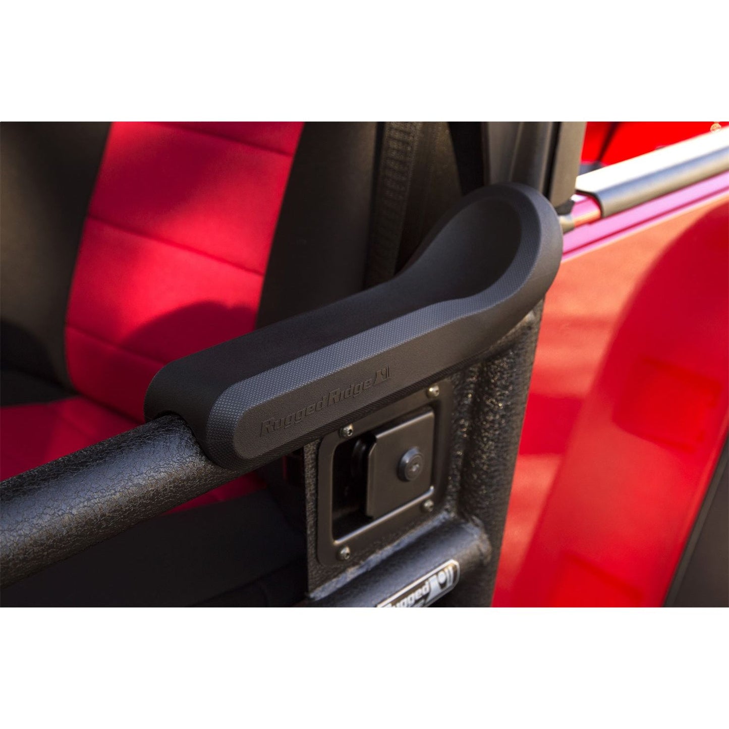 RUGGED RIDGE | 13579.6 | Contoured Armrest For Tube Door