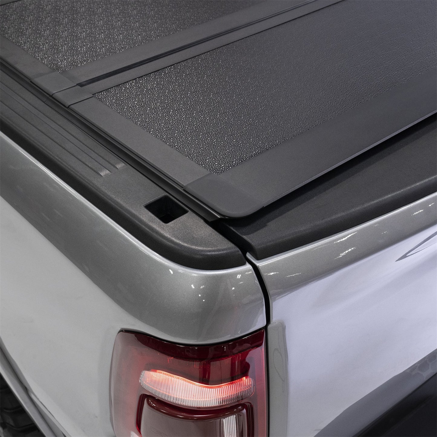 Smittybilt Bed Guard Tonneau Cover Direct Fit Black Aluminum Hard Folding Hardware Included I 2720001