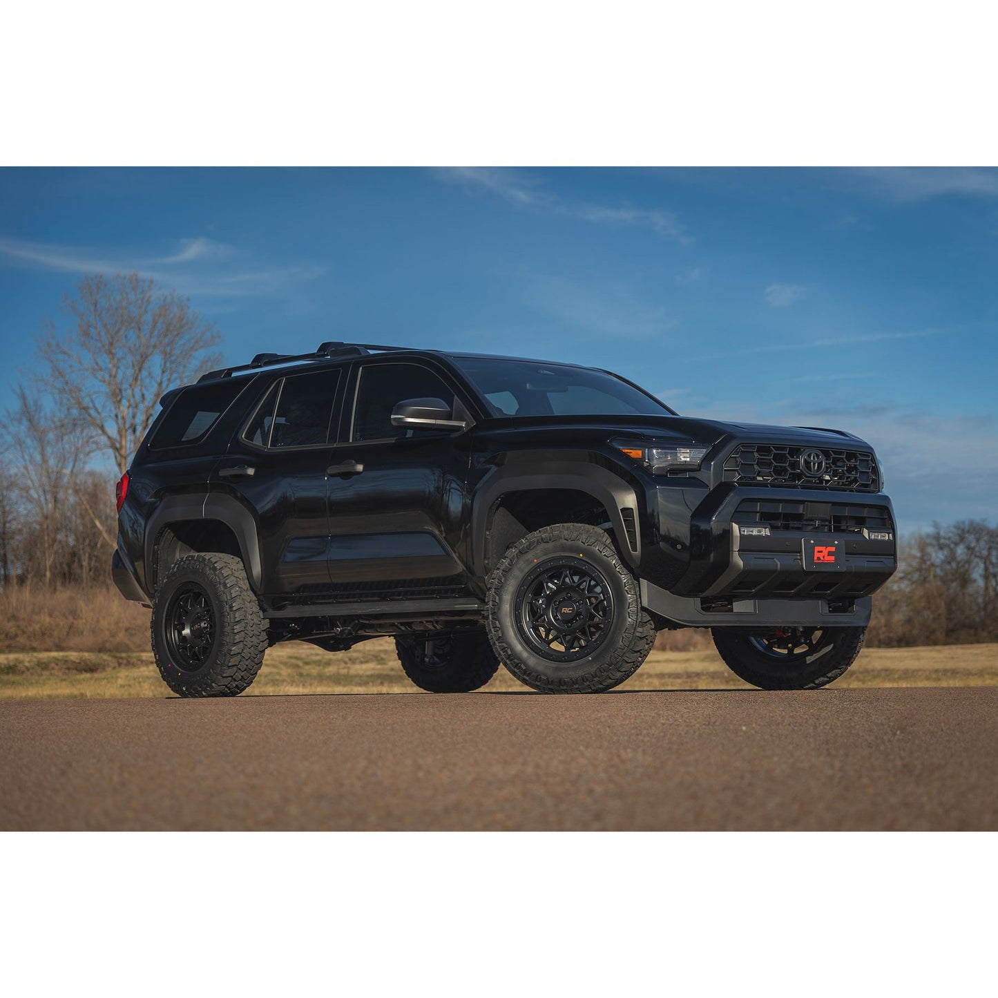 ROUGH COUNTRY 3.5 Inch Lift Kit | M1 | Toyota 4Runner 4WD (2025) | 77040
