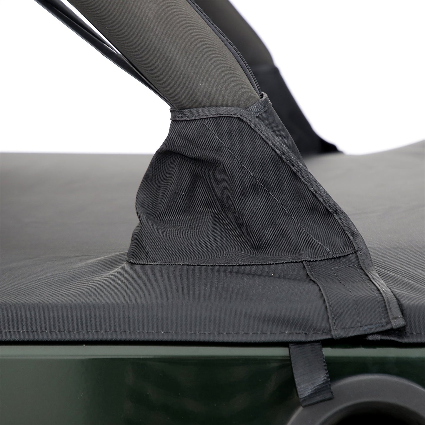 Smittybilt Tonneau Cover Black Diamond I 761335