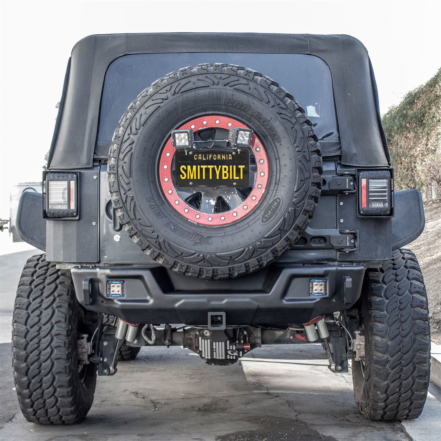 Smittybilt Stryker Rear Bumper I 76732