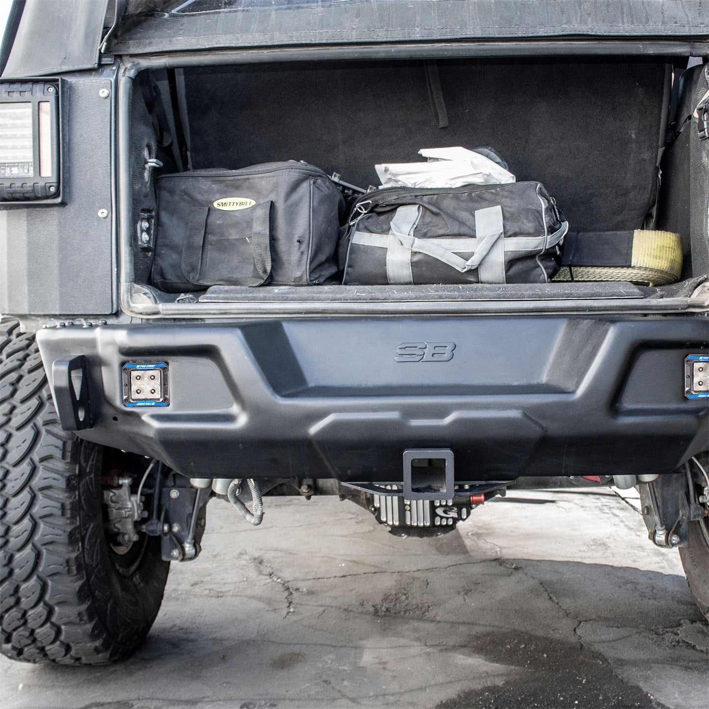 Smittybilt Stryker Rear Bumper I 76732