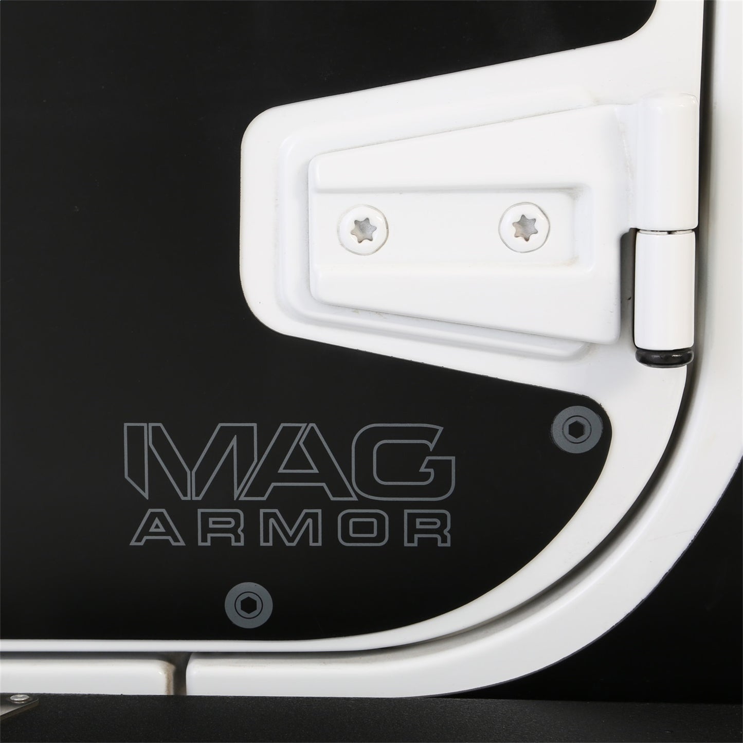 Smittybilt Mag-Armor Magnetic Trail Skins Set Of 15 I 76994