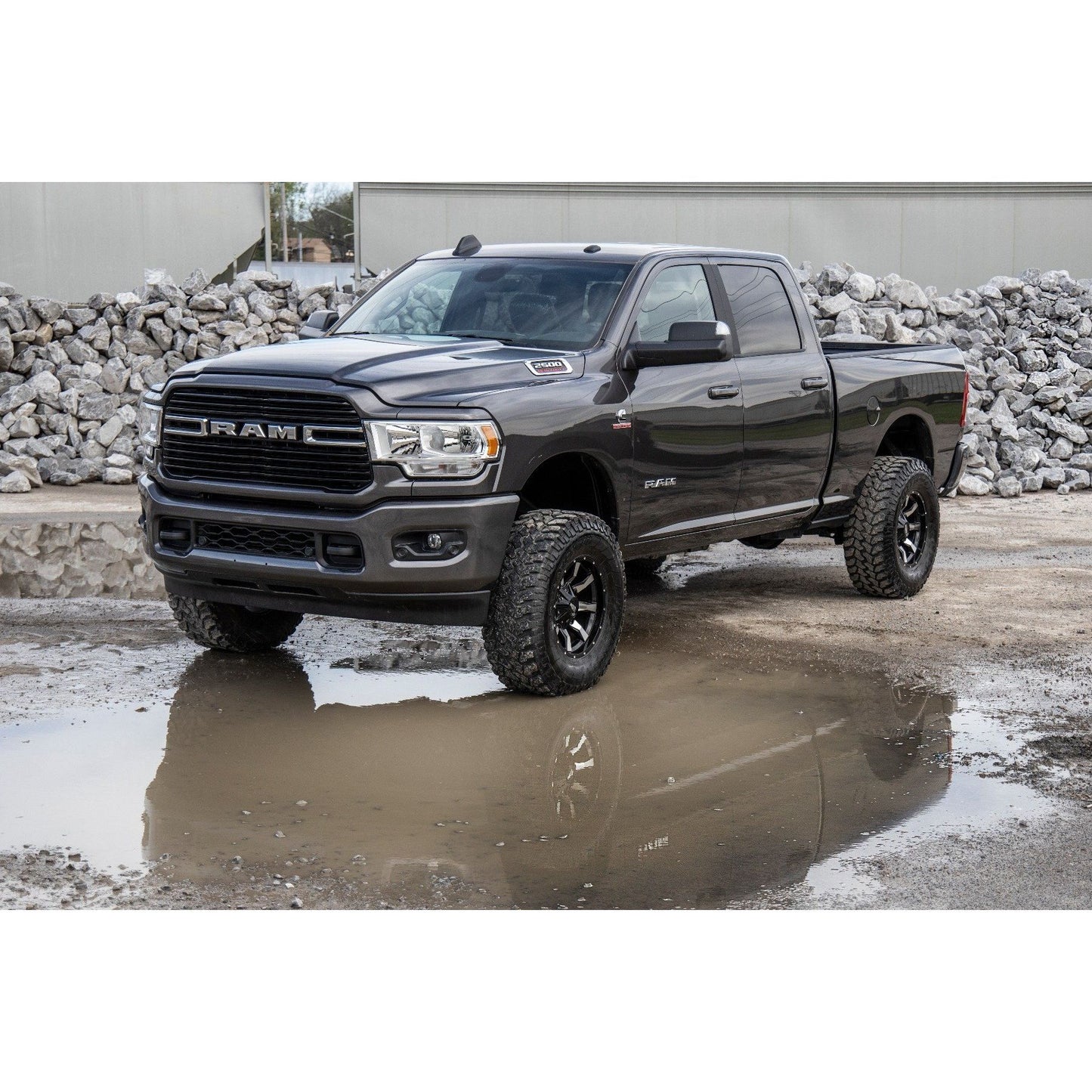 ROUGH COUNTRY 2.5 Inch Leveling Kit | RR Coil | M1 | Ram 2500 (14-26)/3500 (13-26) | 37741