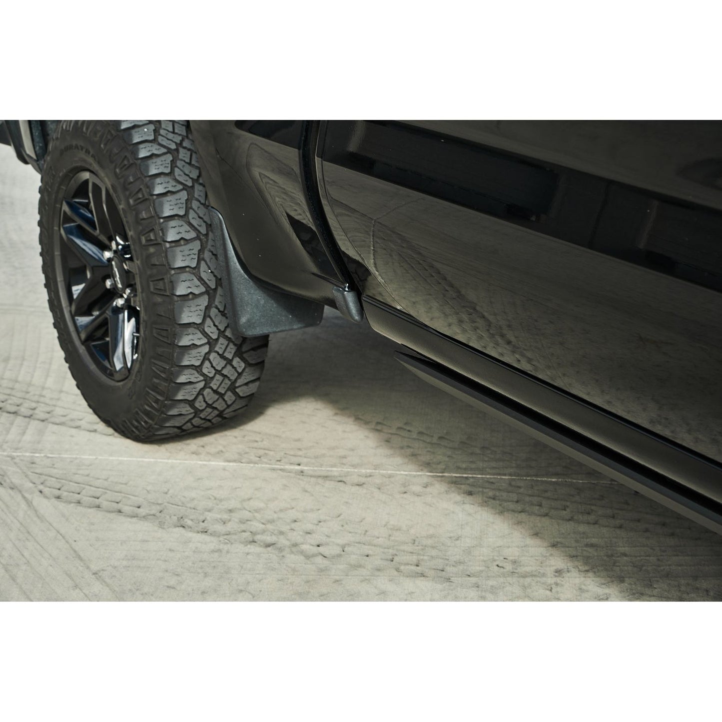 Body Armor 4x4 2015-2024 FORD F-150 CREW CAB/ 2017-2024 RAPTOR/ 2022-2024 F-150 LIGHTNING/ 2017-2024 F-250/F-350 SUPERDUTY CREW CAB E-POWER BOARD STEPS FD-4500