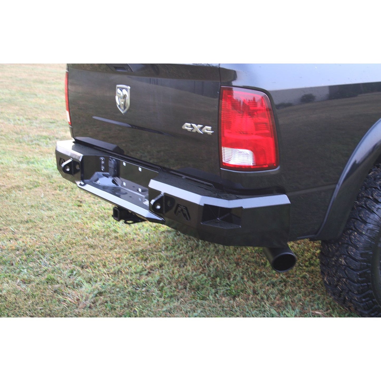 Fab Fours Heavy Duty Rear Bumper 2 Stage Black Powder Coated Incl. 0.75 in. D-Ring Mount l DR09-W2950-1