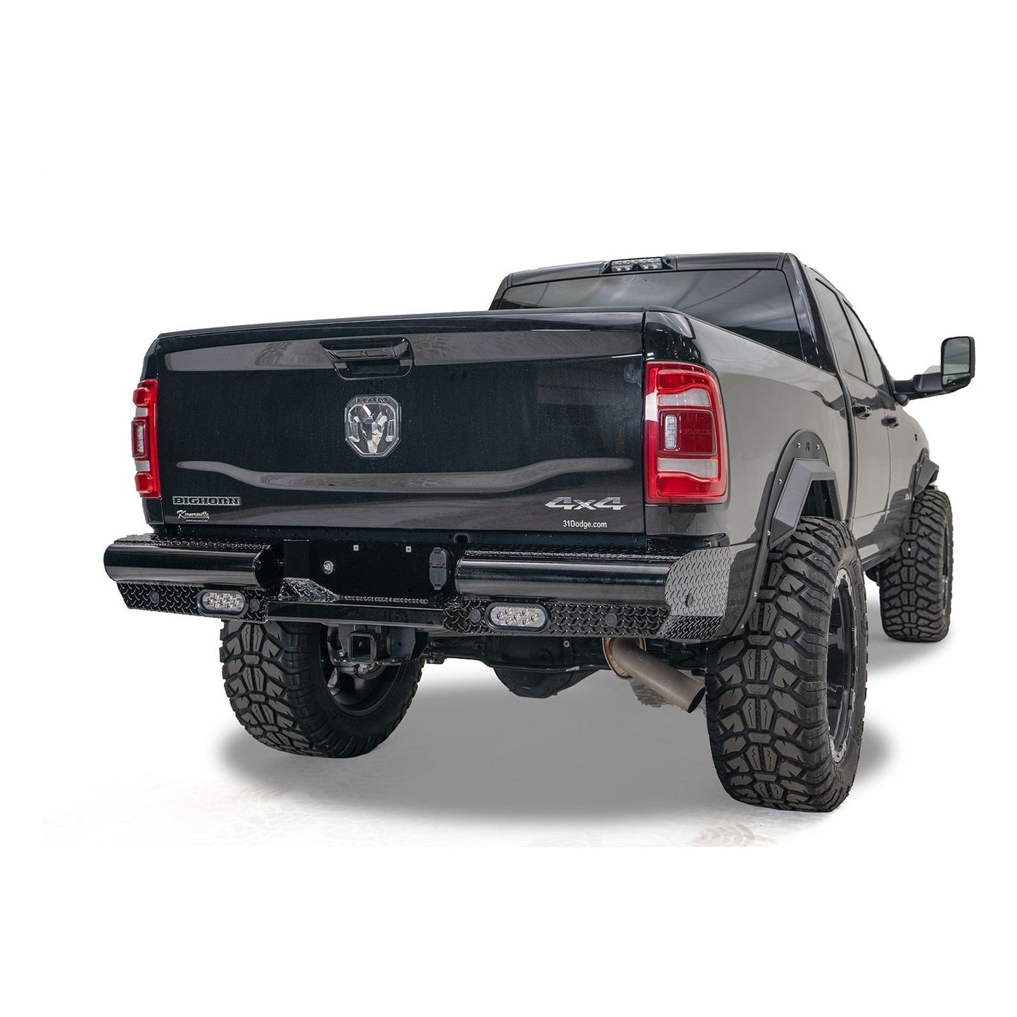 Fab Fours Black Steel Rear Bumper l DR19-T4450-1