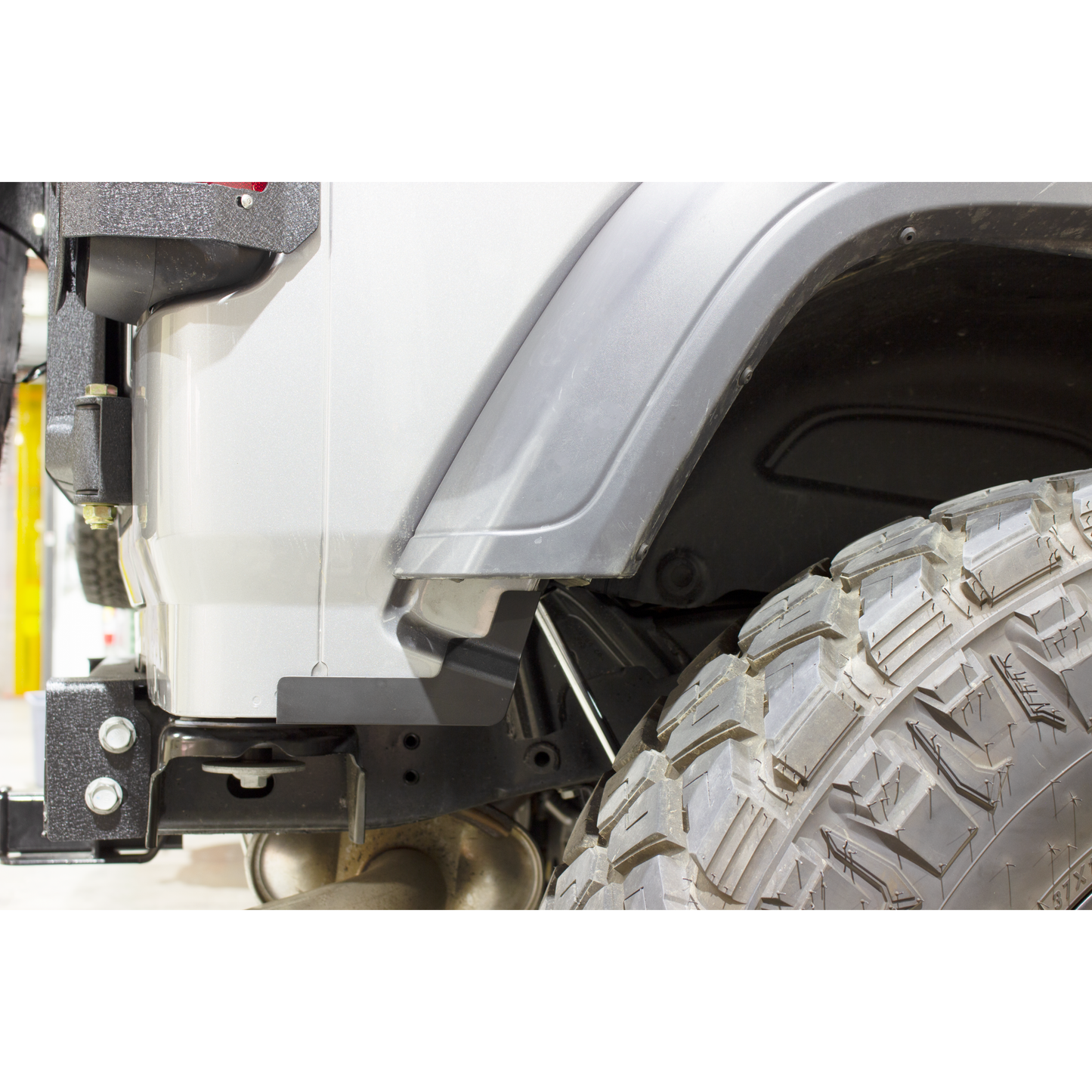 FISHBONE OFFROAD | 2018-Cwrangler Quarter Panel Chip Guards Black | FB13138