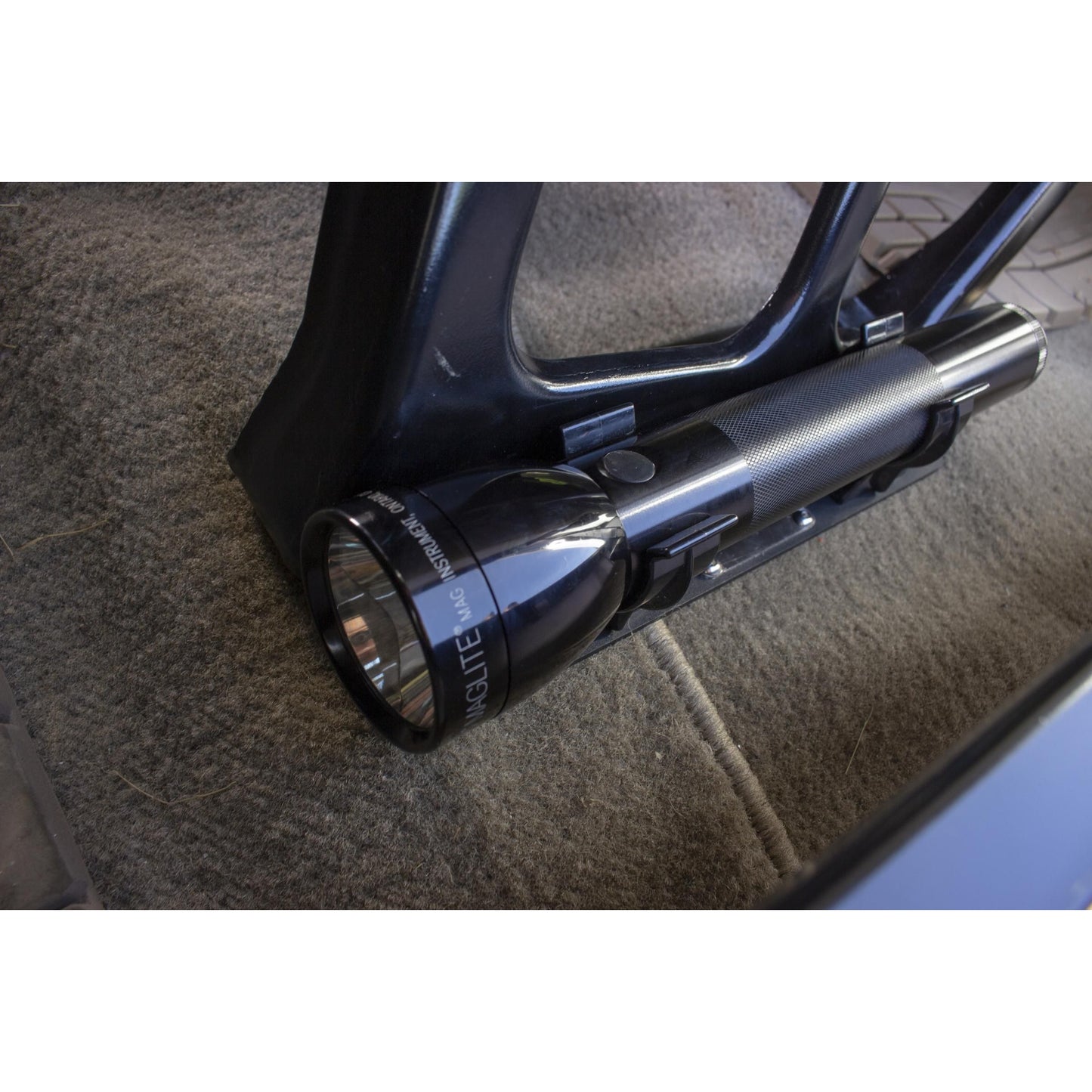 FISHBONE OFFROAD | 1987-95 Wrangler Front Seat Flashlight Mount - Yj Black Powder Coat | FB25107