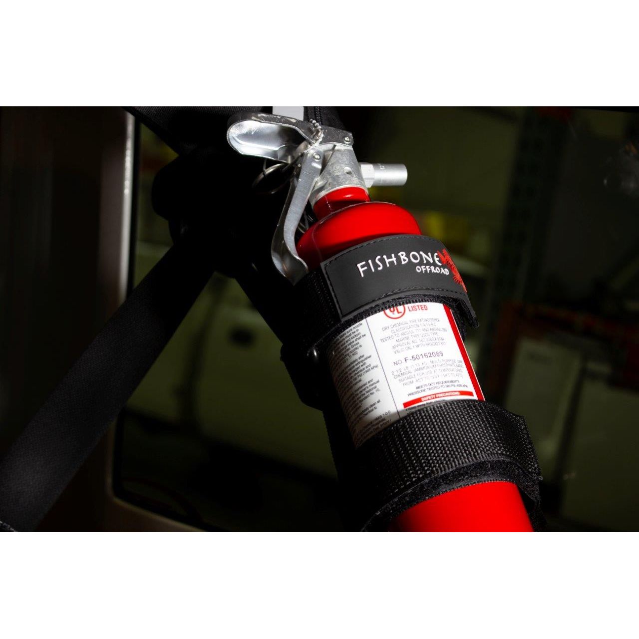 FISHBONE OFFROAD | Fire Extinguisher Holder In Black Nylon Webbing (For 2.5 Or 3 Lbs Extinguisher Fire) | FB55154