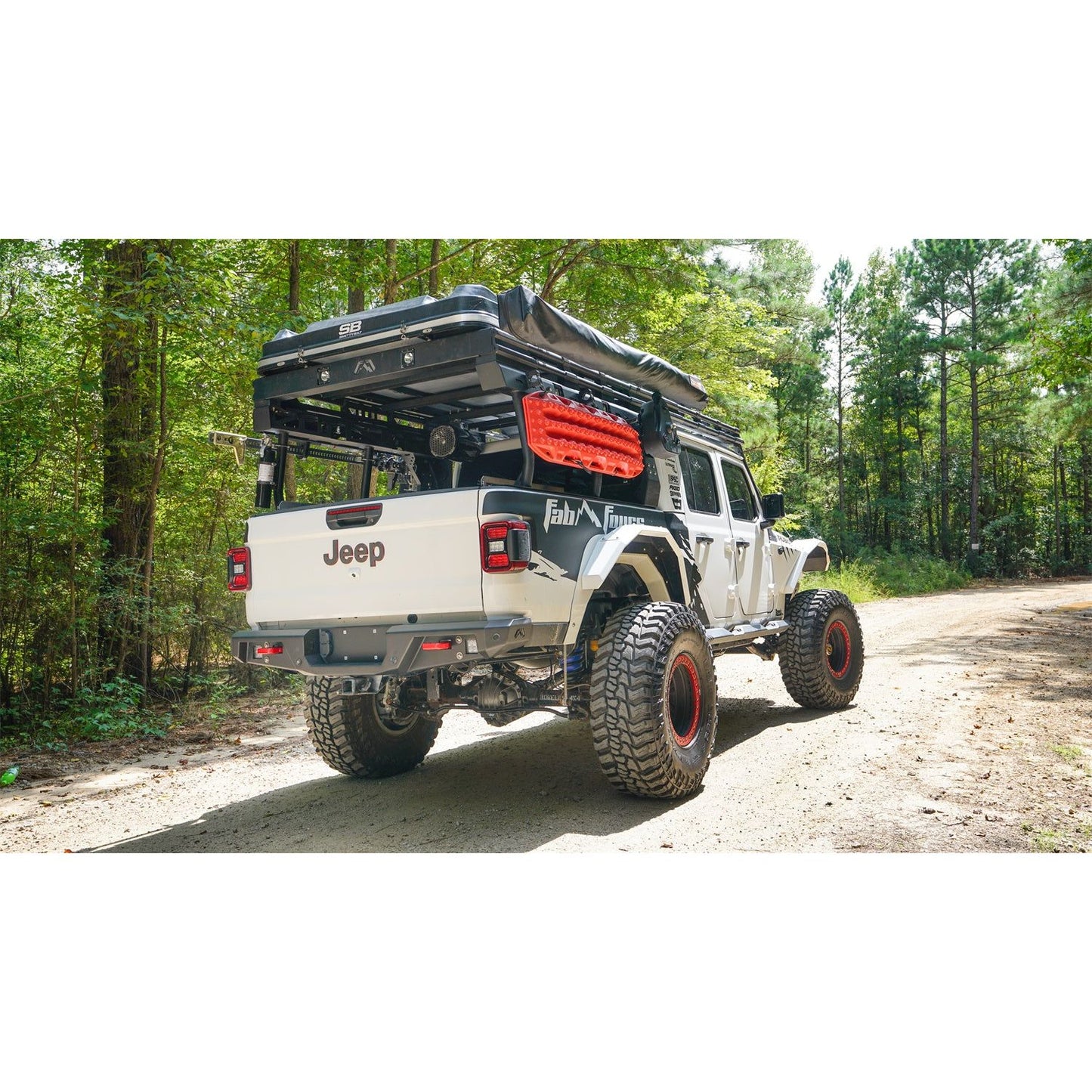 Fab Fours Standard Rear Bumper w/Sensors l JT20-Y1952-1