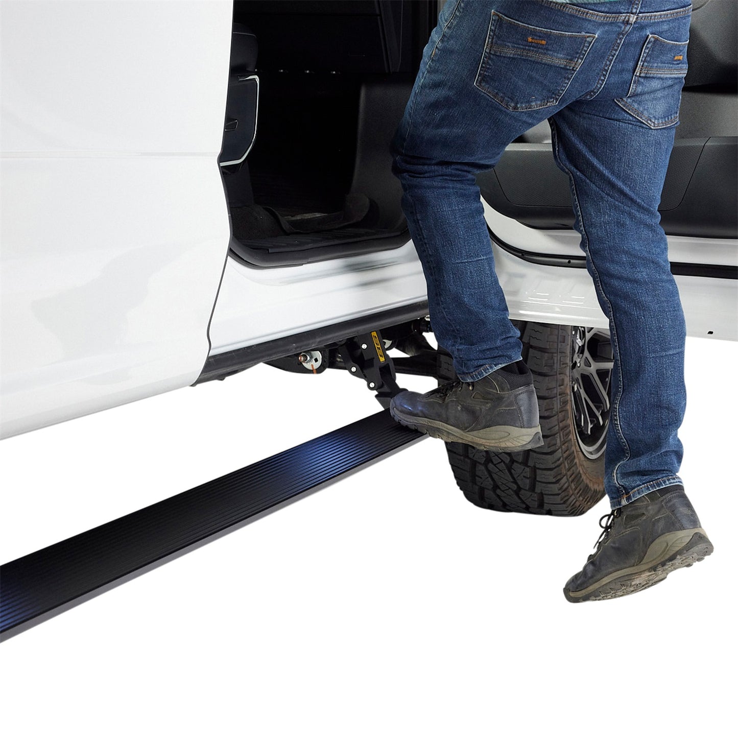 Smittybilt Command Series Dual-Motor Auto Steps Matte Black Capacity 600 lbs. Integrated Led Lights I PWD1001