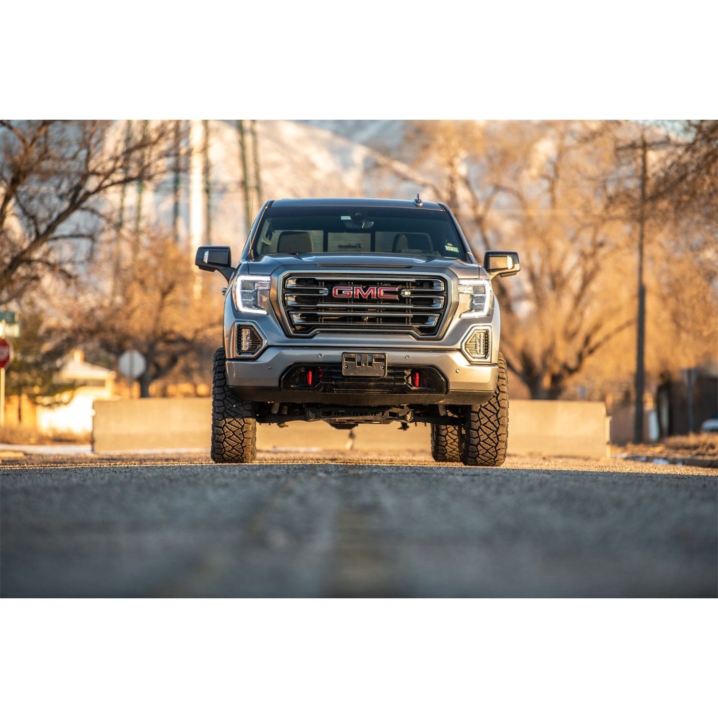 ReadyLIFT 8'' Big Lift Kit with Upper Control Arms and rear Bilstein Shocks (1500) 44-3985