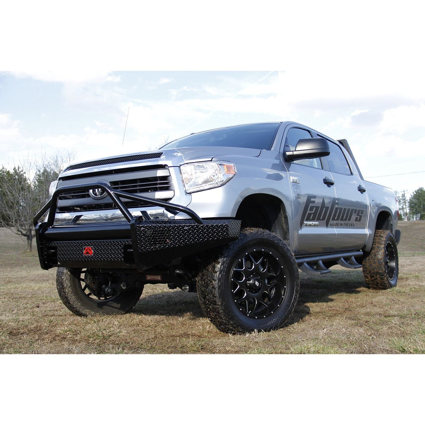 Fab Fours Black Steel Front Bumper 2 Stage Black Powder Coated w/Pre-Runner Grill Guard And Tow Hooks l TT14-K2862-1