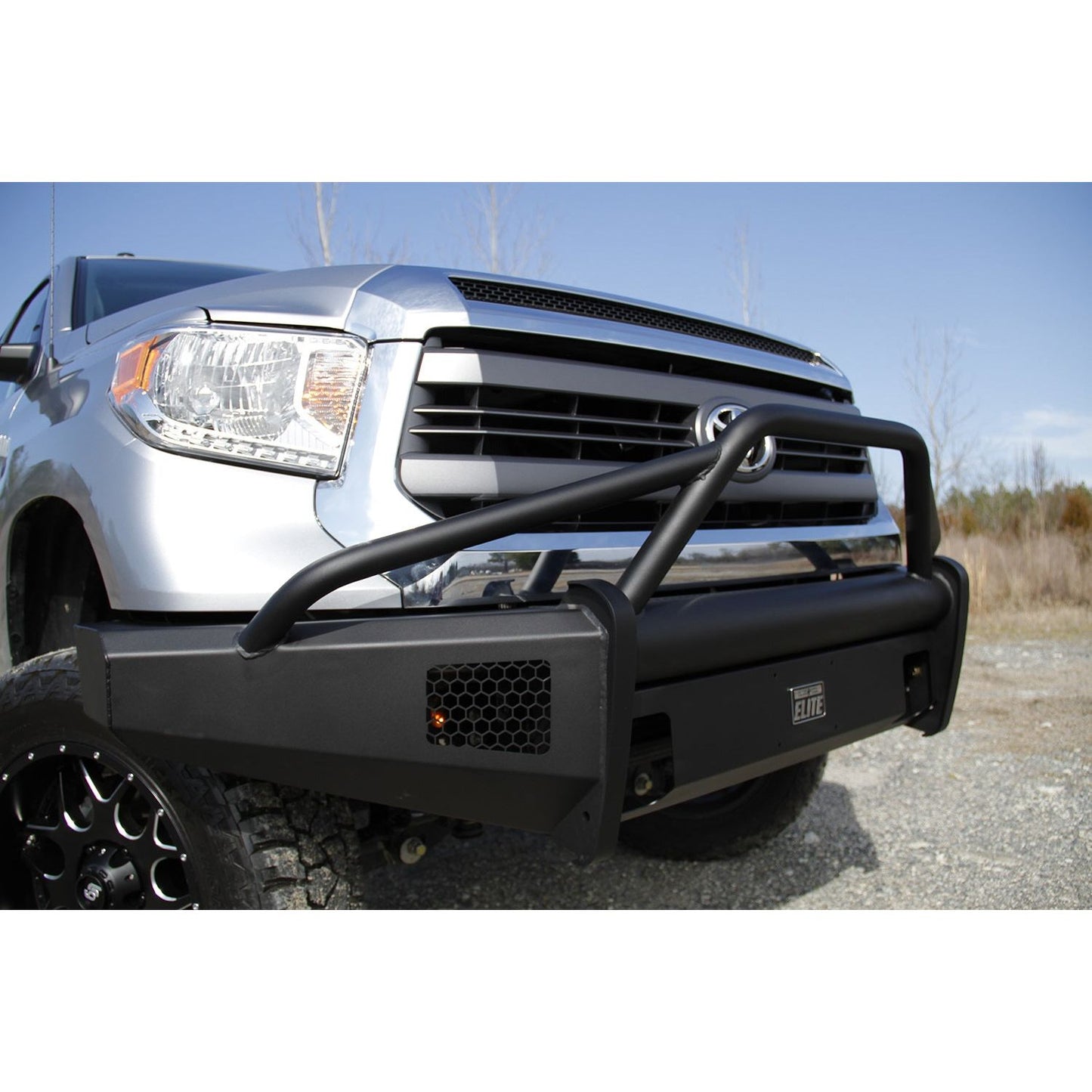 Fab Fours Elite Front Bumper 2 Stage Black Powder Coated w/Pre-Runner Grill Guard And Tow Hooks l TT14-R2862-1