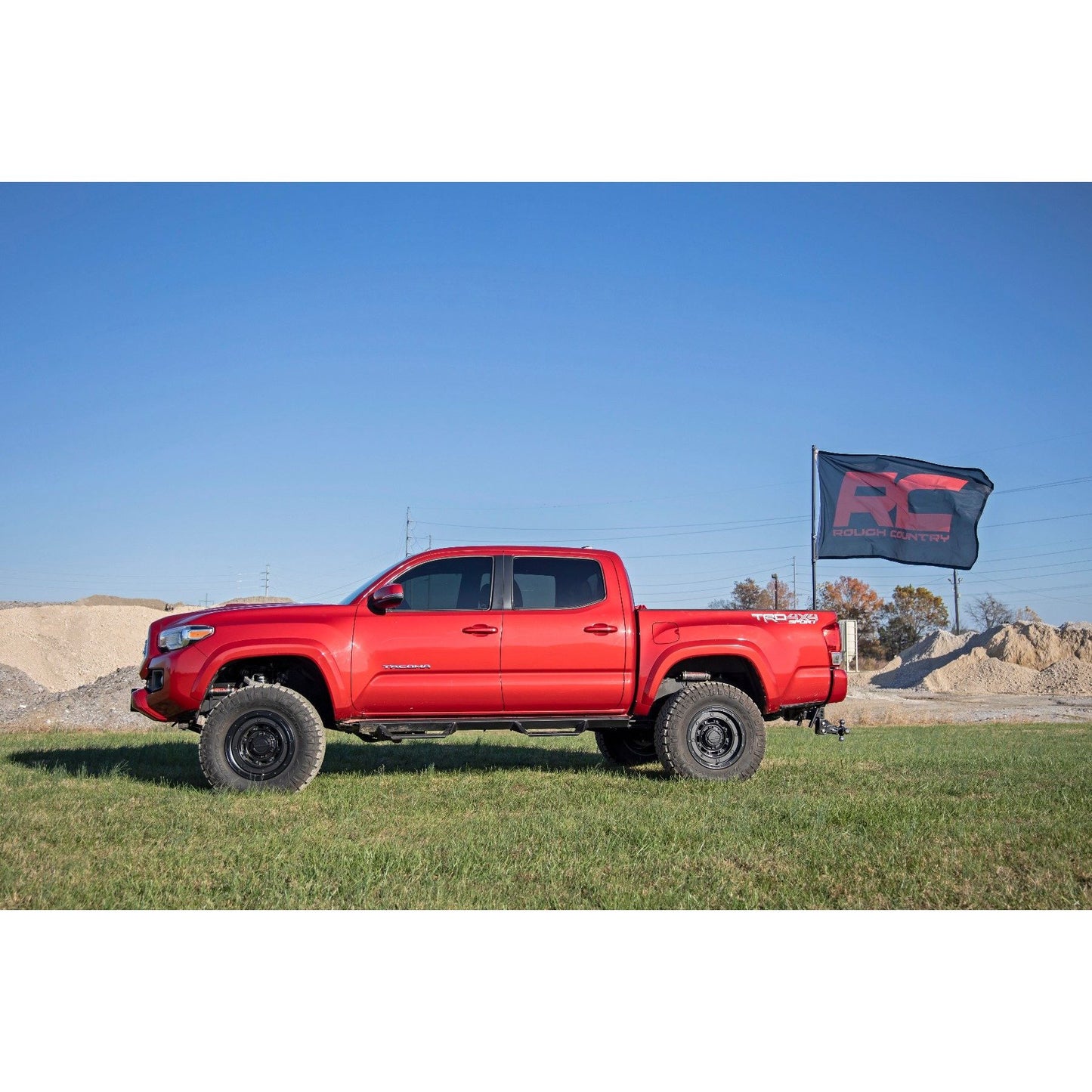 ROUGH COUNTRY Flag Pole Holder | Bed Rail | w/ Flag | 117503