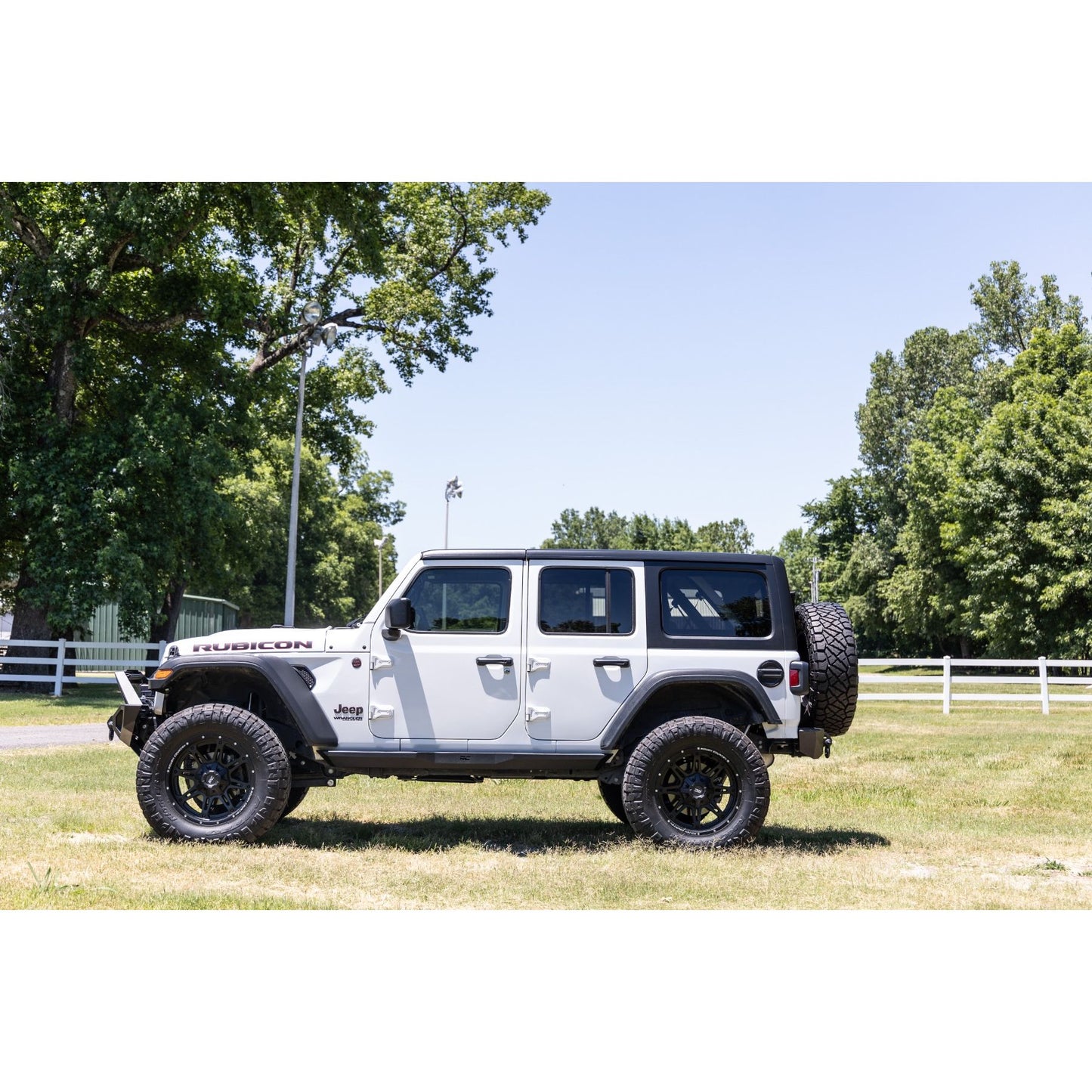 ROUGH COUNTRY 3.5 Inch Lift Kit | C/A Drop | FR D/S | Jeep Wrangler Unlimited 4WD (24-25) | 94030