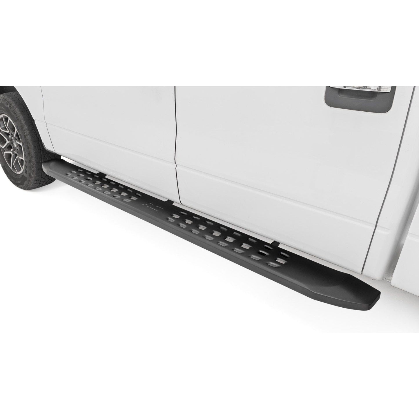 Rough Country RPT2 Running Board I 44010
