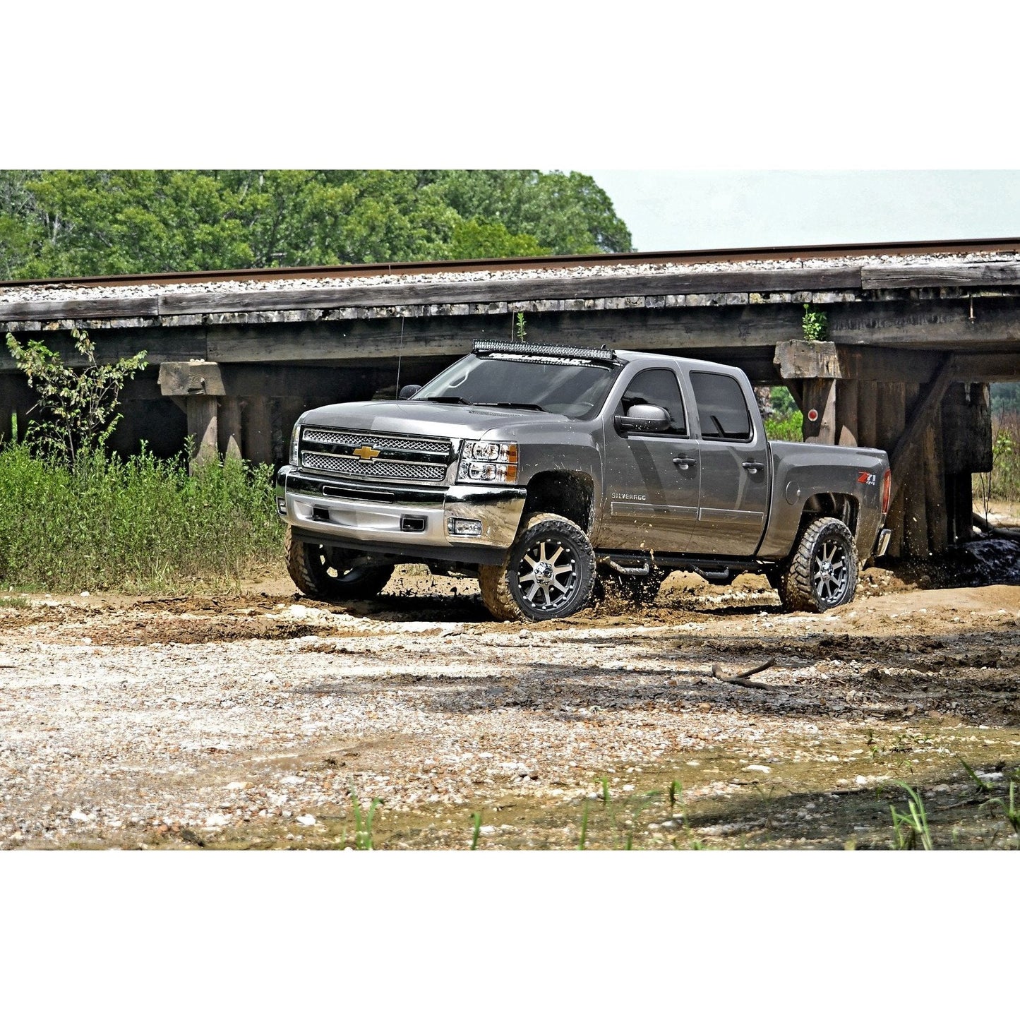 Rough Country M1 Struts w/M1 Rear Shocks 6 Inch Lift Kit I 23640