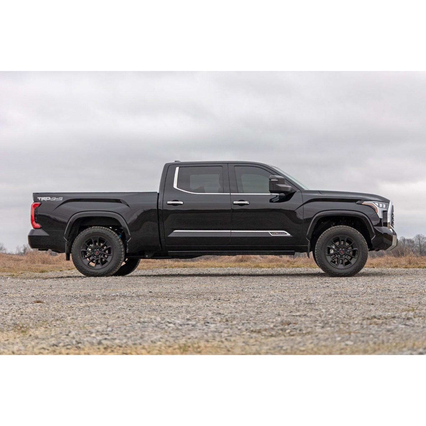 ROUGH COUNTRY 1.75 Inch Leveling Kit w/ Rear Spacer | Toyota Tundra 2WD/4WD (2022-2025) | 88001