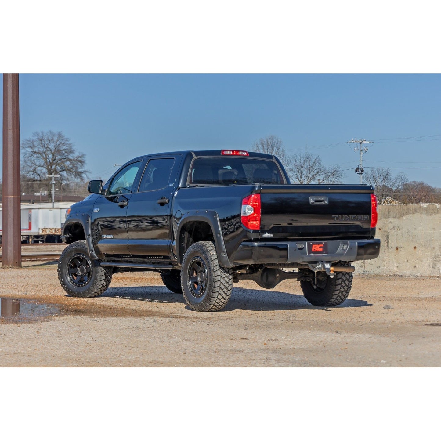 ROUGH COUNTRY OV2 Running Boards | Side Step Bars | Crew Cab | Toyota Tundra 2WD/4WD (07-21) | 14005