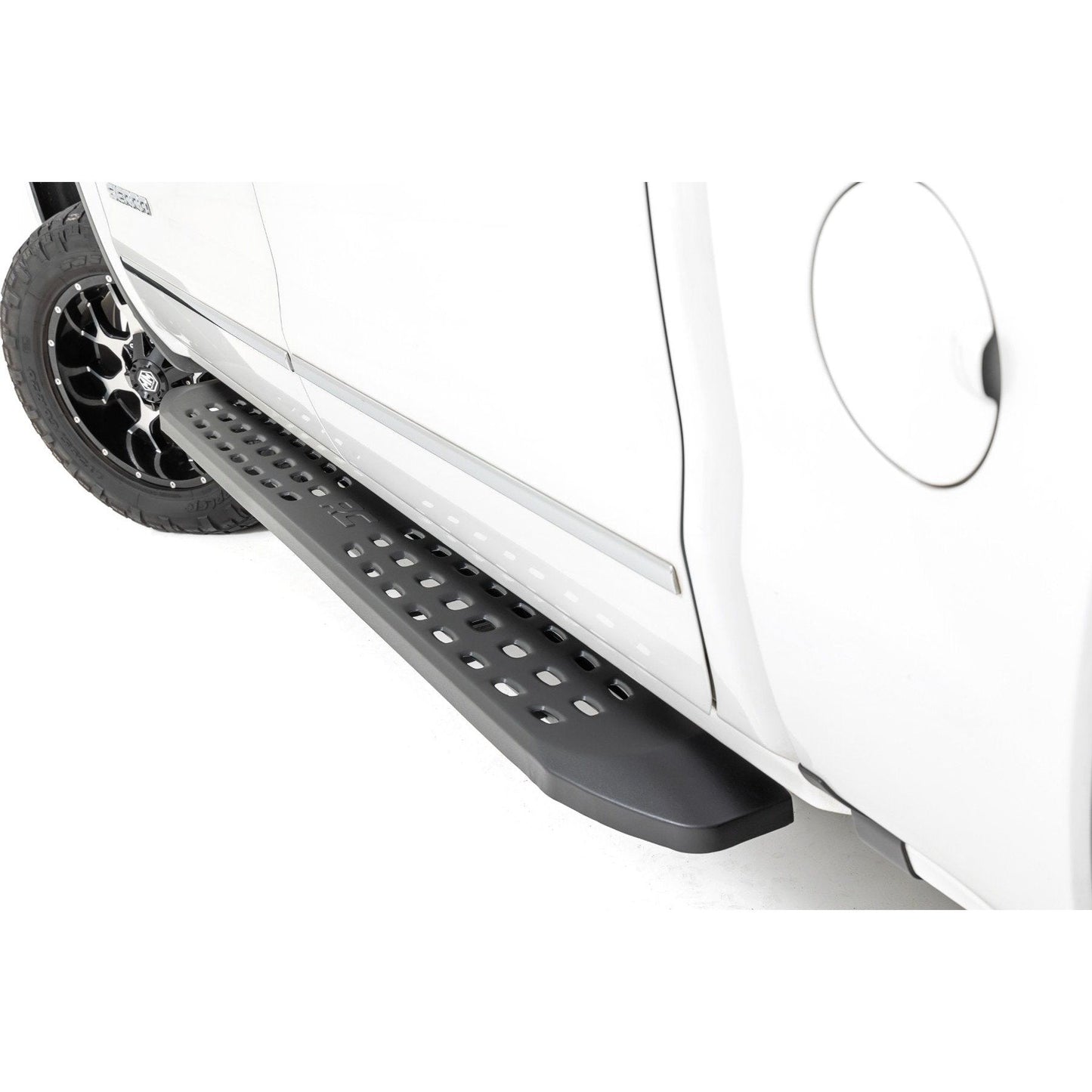Rough Country RPT2 Running Boards I 44001