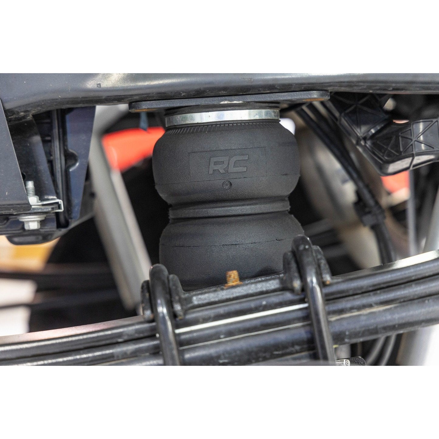 Rough Country with Onboard Air Compressor & Wireless Remote Air Spring Kit I 10016AWC