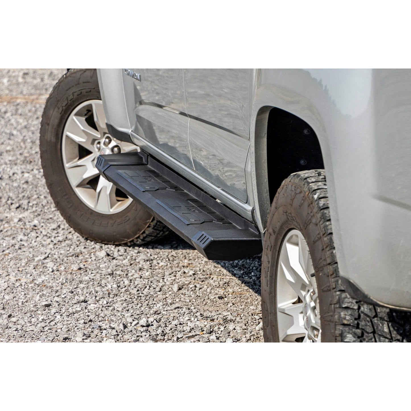 Rough Country HD2 Aluminum Running Boards I SRB151977A