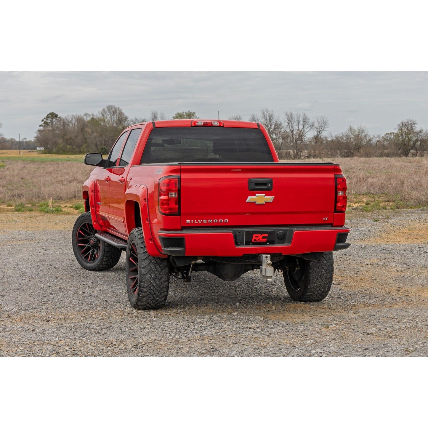 ROUGH COUNTRY OV2 Running Boards | Side Step Bars | Crew Cab | Chevy/GMC 1500/2500HD/3500HD (07-19 & Classic) | 14010