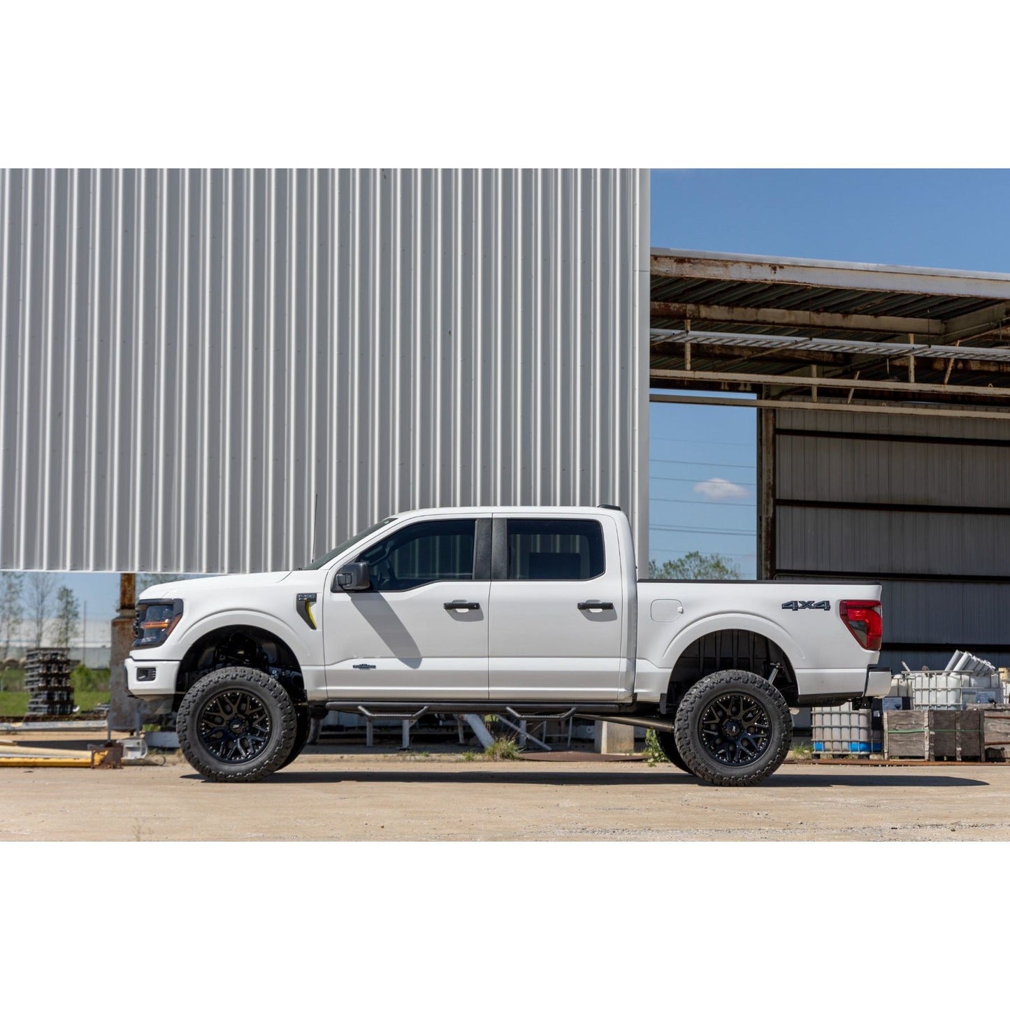 Rough Country M1 Struts w/M1 Rear Shocks 6 Inch Lift Kit I 49940