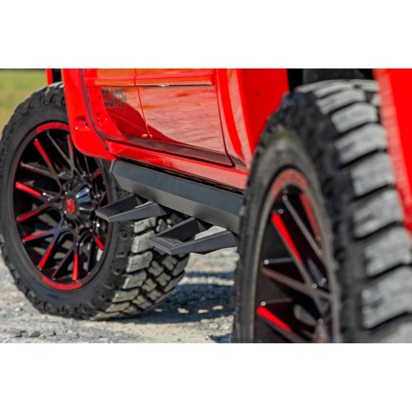 ROUGH COUNTRY SRL2 Adj Aluminum Step | Crew Cab | Chevy/GMC 1500/2500HD/3500HD (07-18 & Classic) | 11018