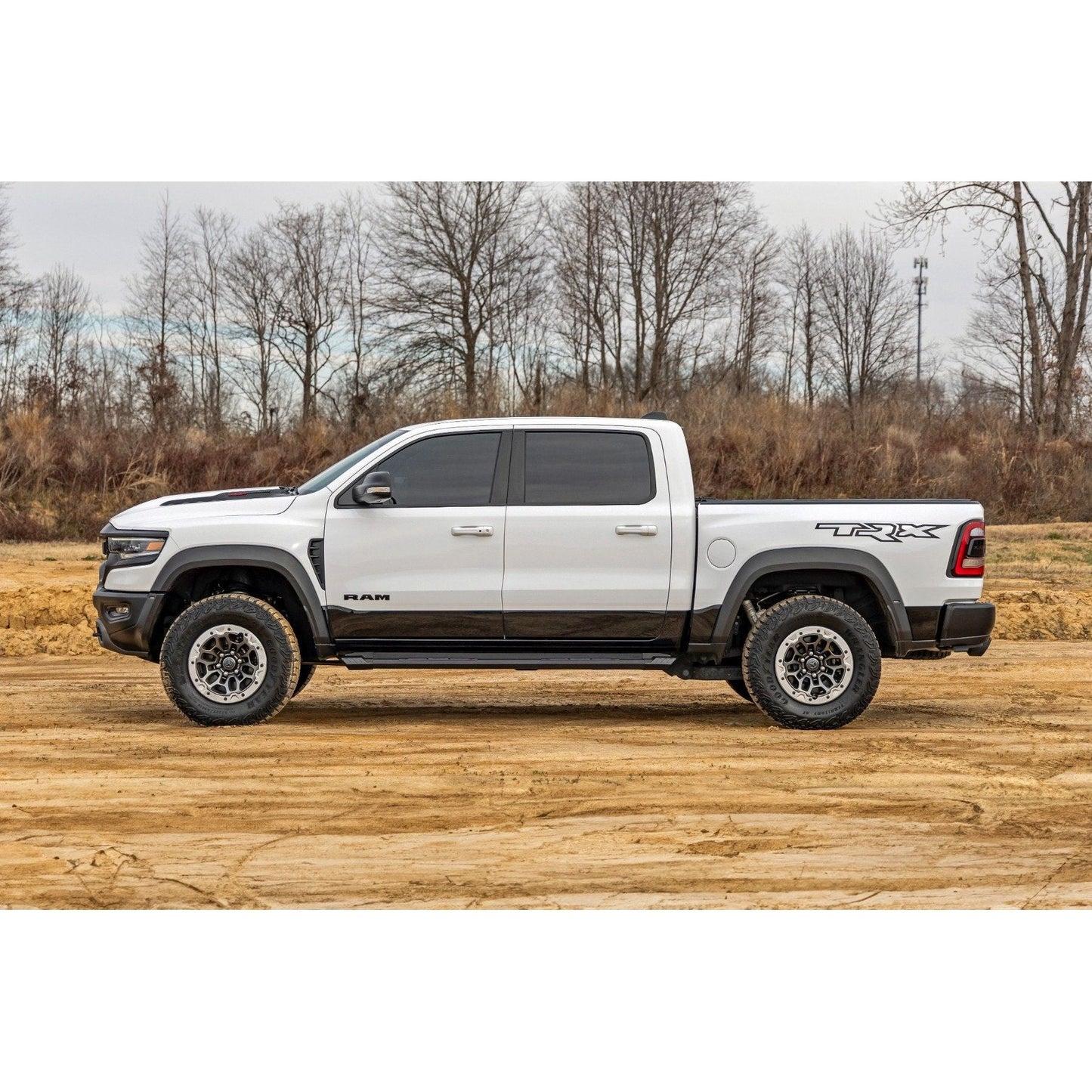 Rough Country HD2 Aluminum Running Boards I SRB01950A