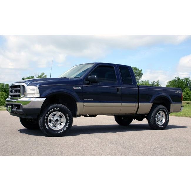 ROUGH COUNTRY 2.5 Inch Leveling Kit | Leaf Spring | Ford F-250/F-350 Super Duty 4WD (99-04) | 489.2