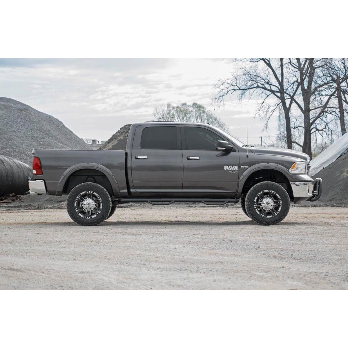 Rough Country M1 Shocks & Rear Variable Rate Coils 6 Inch Lift Kit I 33240