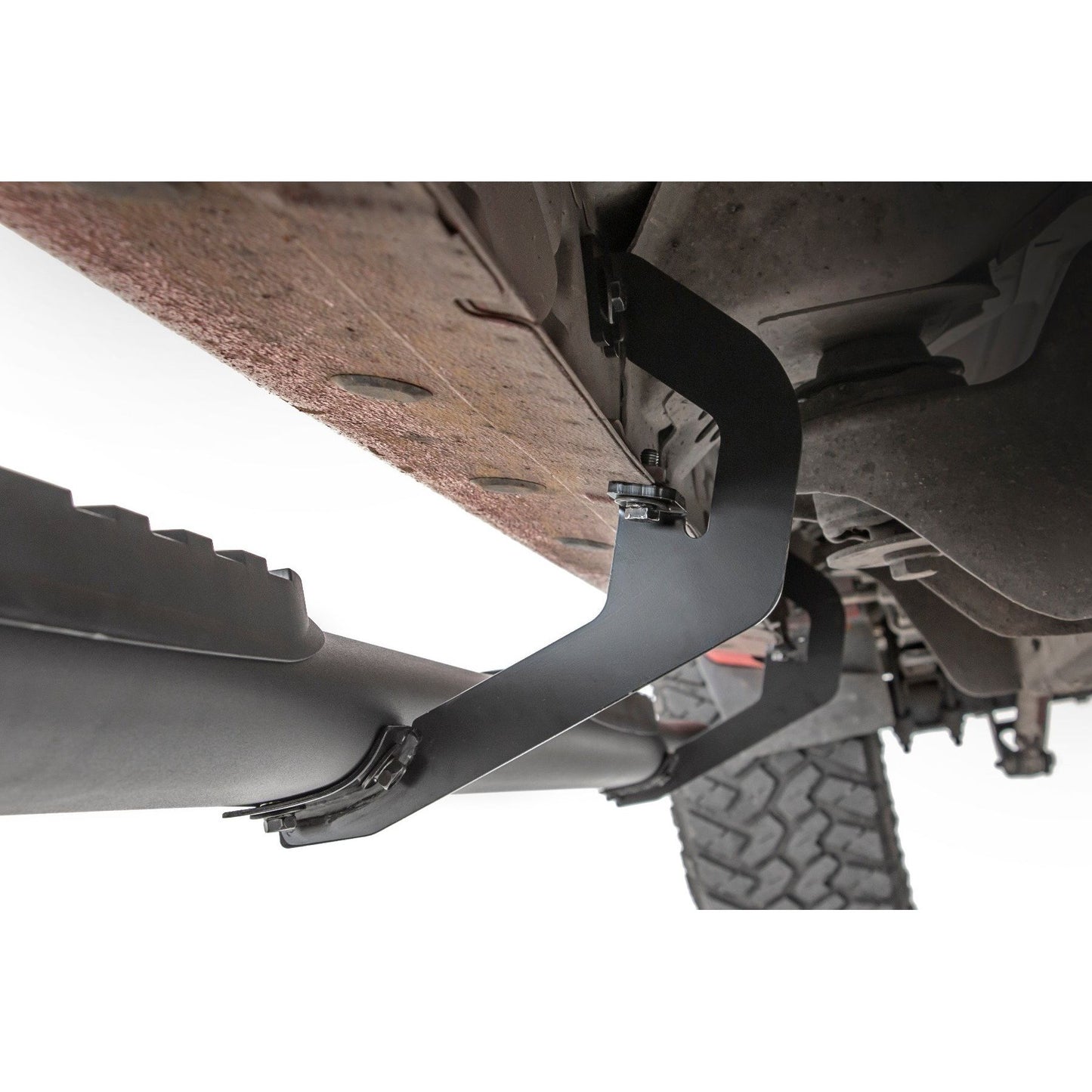 ROUGH COUNTRY Oval Nerf Step | Crew Cab | Chevy/GMC 1500/2500HD/3500HD (07-19 & Classic) | 21001