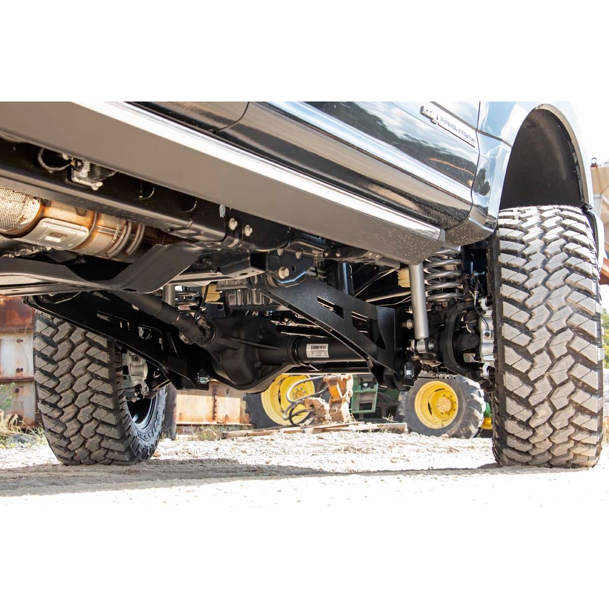 ROUGH COUNTRY 6 Inch Lift Kit | R/A | OVLDS | V2 | Ford F-250/F-350 Super Duty 4WD (17-22) | 51270