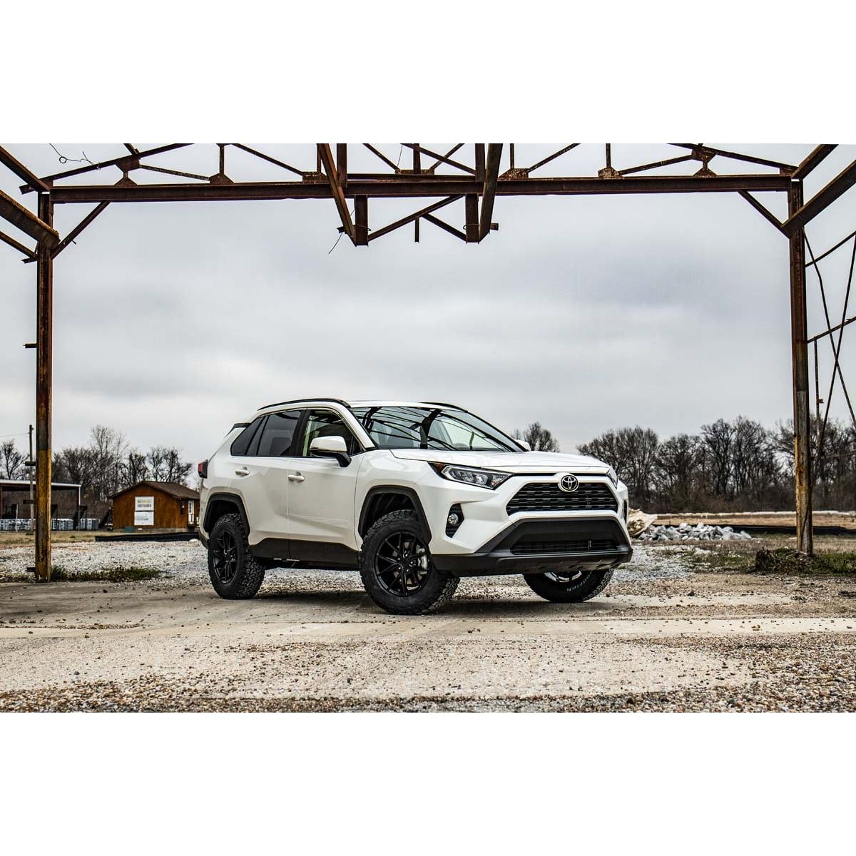 Rough Country 2.5 Inch Lift Kit I 73131