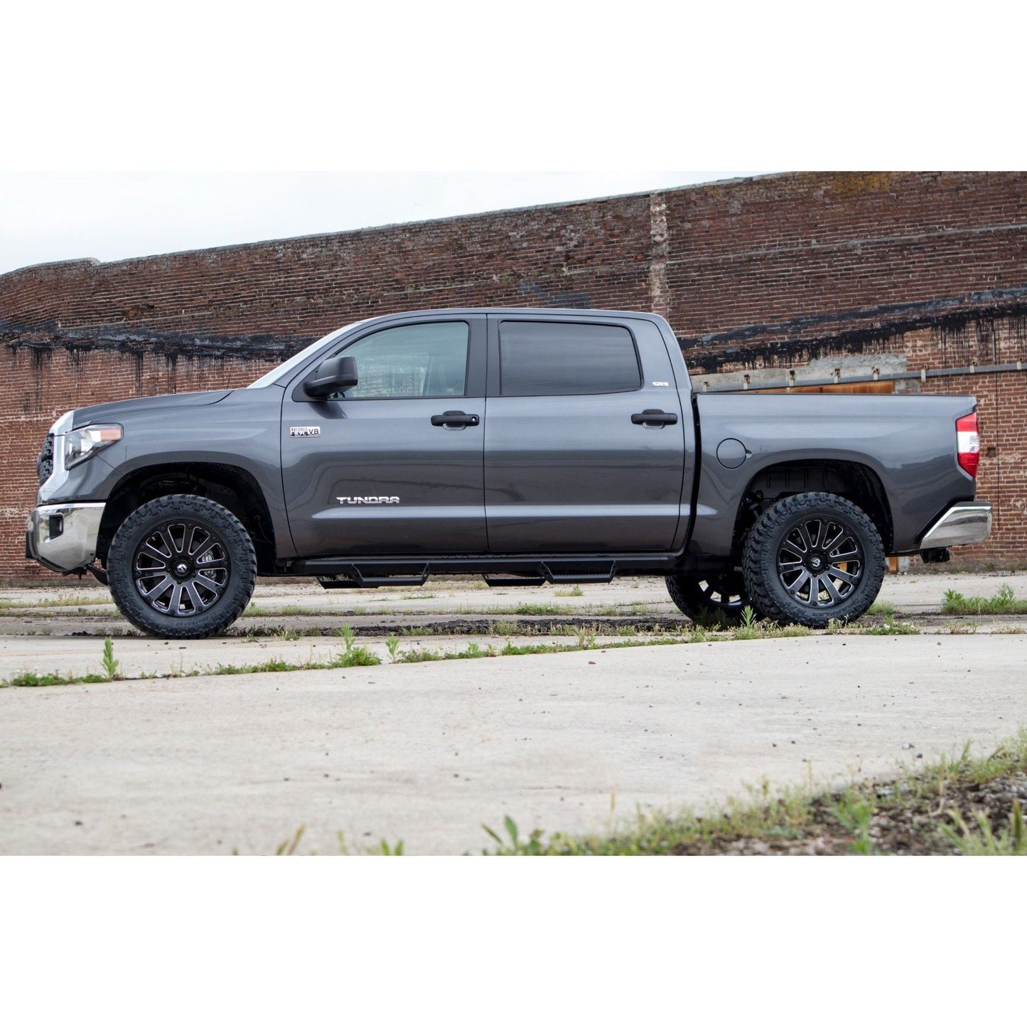 ROUGH COUNTRY M1 Loaded Strut Pair | Monotube | 3.5in | Toyota Tundra 4WD (2007-2021) | 502081