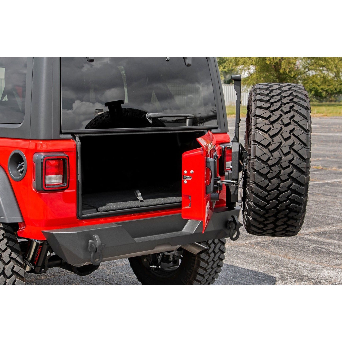 ROUGH COUNTRY Rear Bumper | Trail | Tire Carrier | Jeep Wrangler JL (18-25)/Wrangler Unlimited (18-25) | 10598