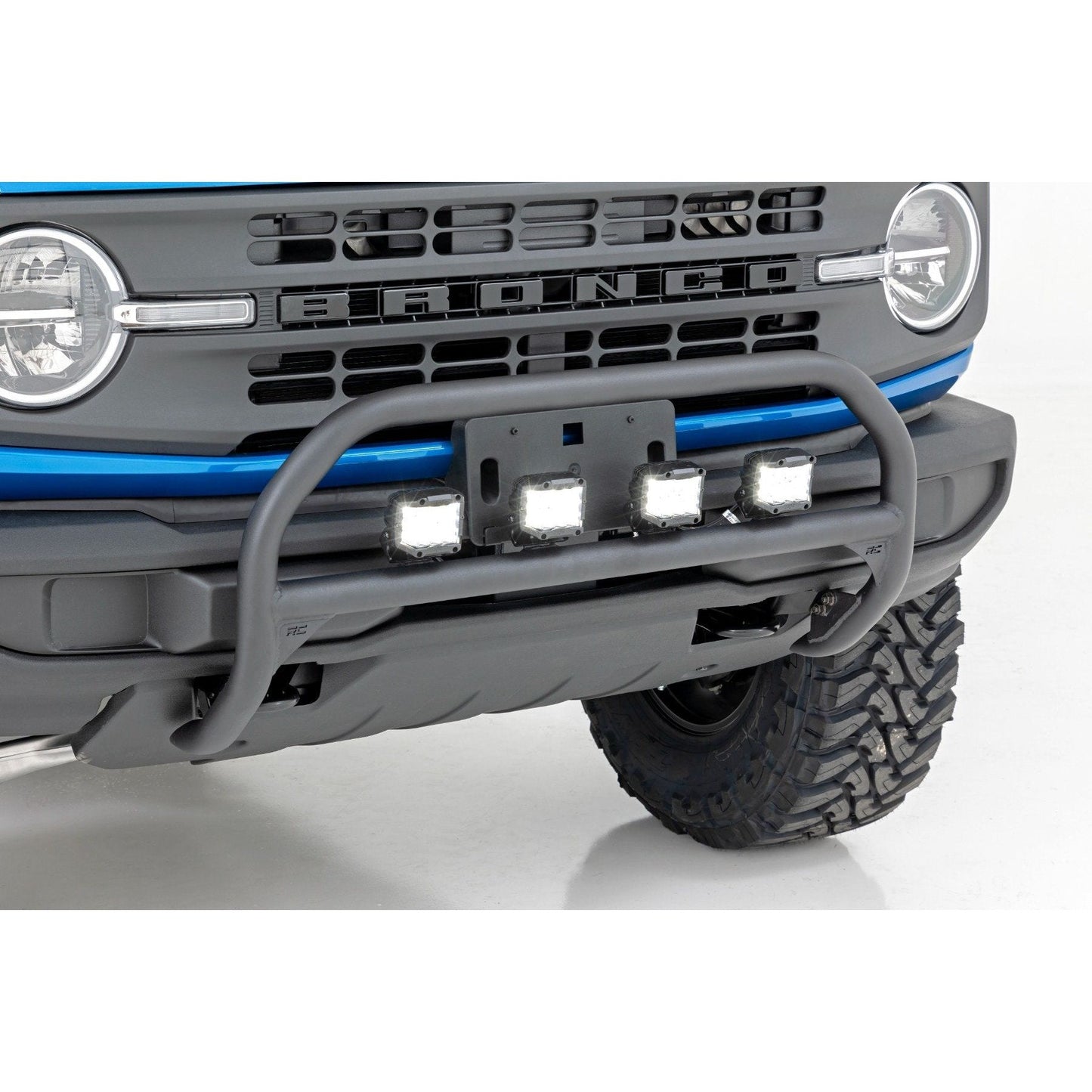 Rough Country 3.5" Round w/ Amber DRL Nudge Bar I 51039