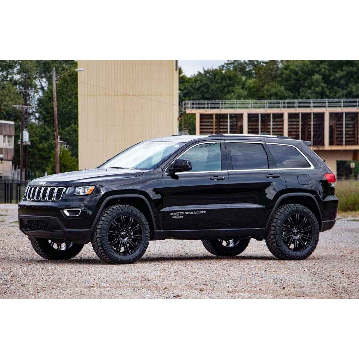 ROUGH COUNTRY 2.5 Inch Lift Kit | N3 Struts | Jeep Grand Cherokee 4WD (2016-2022) | 91430