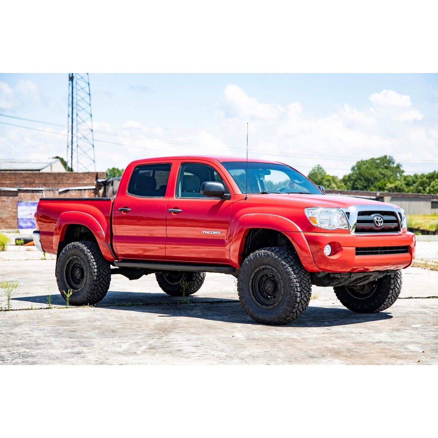 ROUGH COUNTRY 3.5 Inch Lift Kit | Red UCA | M1 Struts | Toyota Tacoma 2WD/4WD (2005-2023) | 74240RED