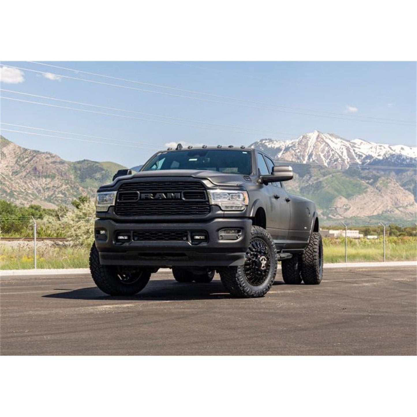 ReadyLIFT 3'' coil lift kit - front coils and rear blocks, radius arm drop brackets, Falcon shocks (3500 Dually) 49-19332