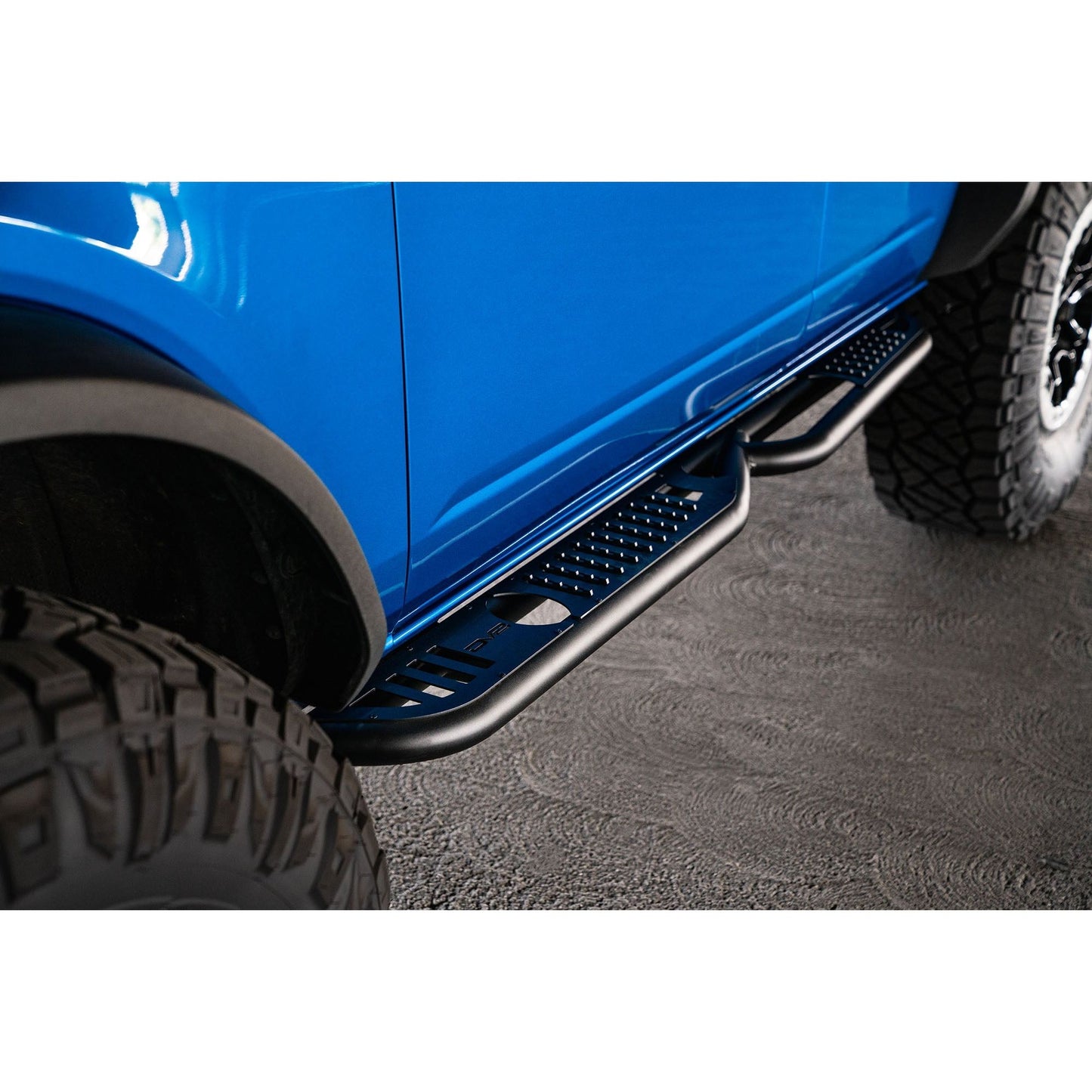 DV8 Off-Road 2021-2024 Ford Bronco | OE Plus 4-Door Side Steps C3| SRBR-02