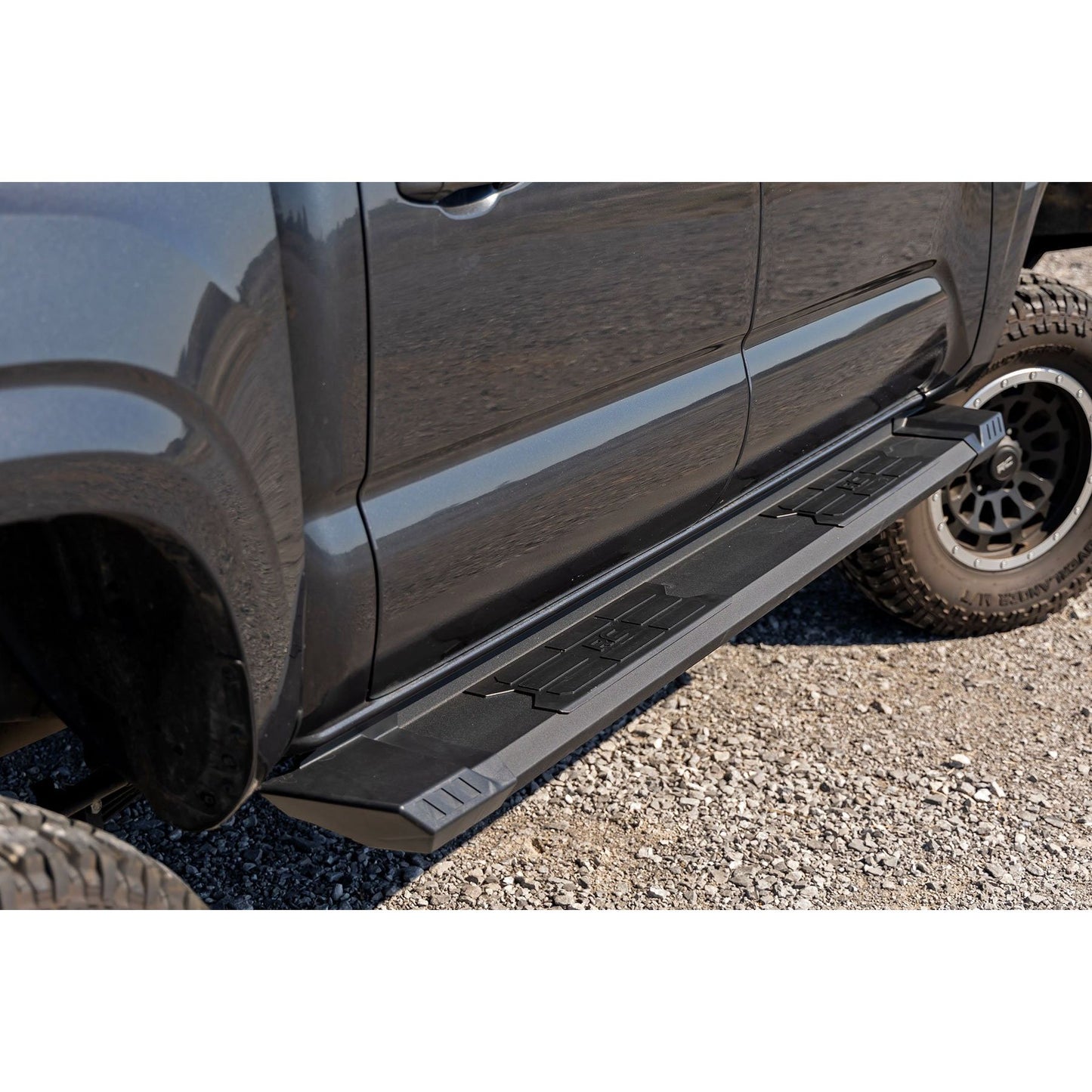 ROUGH COUNTRY HD2 Aluminum Running Boards | Double Cab | Toyota Tacoma 2WD/4WD (2005-2023) | SRB051785A