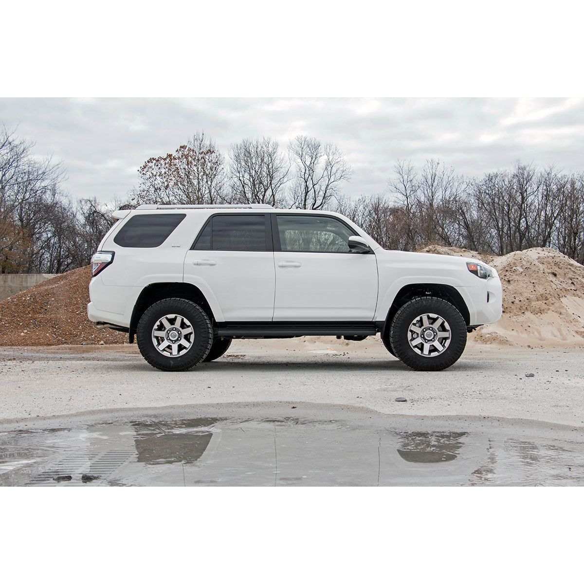 Rough Country N3 Struts w/N3 Rear Shocks 2 Inch Lift Kit I 76731
